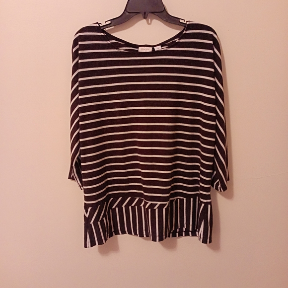 Chico's Striped top size 3 striped - Picture 6 of 9